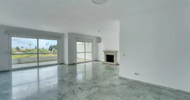 5 bedroom apartment in San Pedro Alcantara, Spain