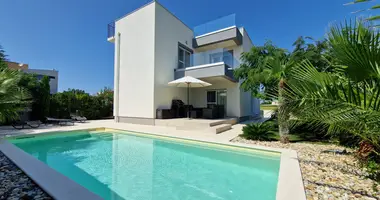Maison 4 chambres dans Opcina Dezanovac, Croatie