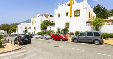 4 bedroom house in Dos Hermanas, Spain