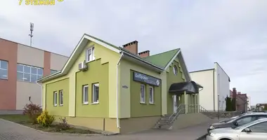 Propiedad comercial 380 m² en Smarhon, Belarús