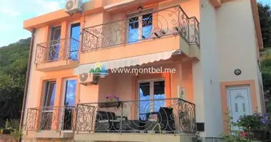 Casa 4 habitaciones en Pecurice, Montenegro