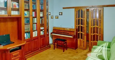 Apartamento 4 habitaciones en Muchaviecki sielski Saviet, Belarús