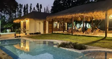 Casa 4 habitaciones en Huai Yai, Tailandia