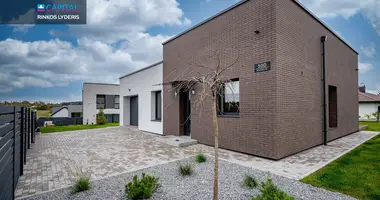 House in Lindiniskes, Lithuania
