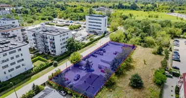 Propiedad comercial 1 700 m² en Varsovia, Polonia