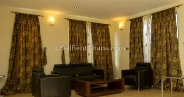 Haus 4 Schlafzimmer in La, Ghana