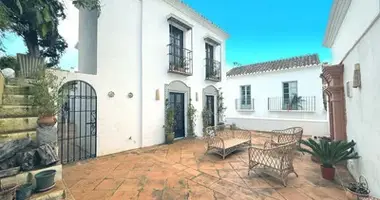 4 bedroom house in Dos Hermanas, Spain