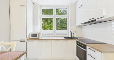 Wohnung 2 zimmer in Warschau, Polen