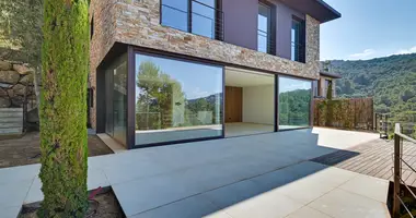 Villa 4 bedrooms in Begur, Spain