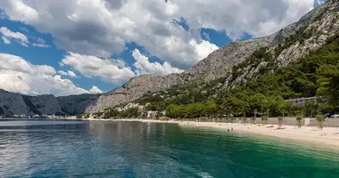 Дом в Омиш, Хорватия