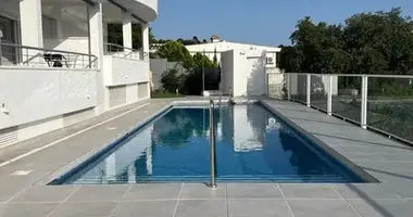 Apartamento 2 habitaciones en Benahavis, Španjolska