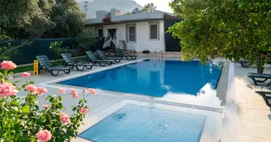 Hotel 4 000 m² in Kemer, Turkey