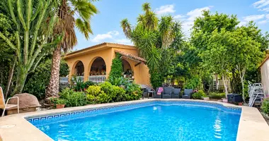 Villa 3 bedrooms in Torrevieja, Spain