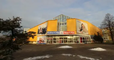 Gewerbefläche 2 279 m² in Riga, Lettland