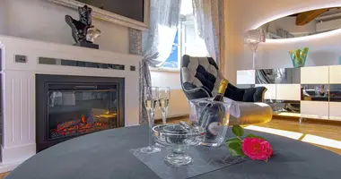 Apartamento 3 habitaciones en Lucca, Italia