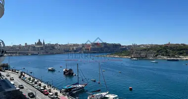 Mieszkanie 3 pokoi w Sliema, Malta