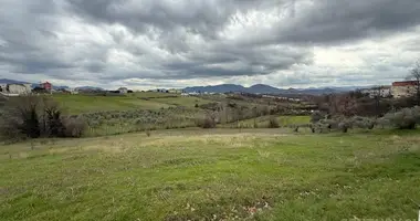 Plot of land in Farke e Madhe, Albania