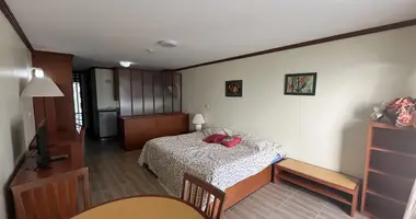 Condo 1 bedroom in Khao Chi Chan, Thailand