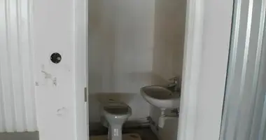Коммерческое помещение 1 200 м² в Рига, Латвия