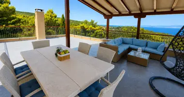 Villa 3 bedrooms in Splitska, Croatia