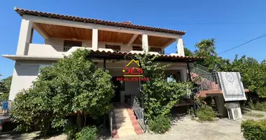 Maison dans Novosele, Albanie