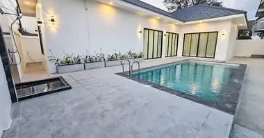 Dom 4 pokoi w Pattaya City, Tajlandia