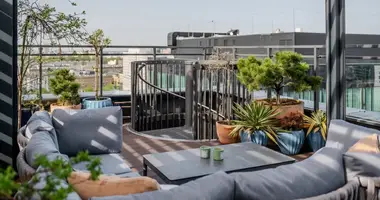 Apartamento 4 habitaciones en Varsovia, Polonia