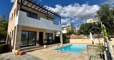 Mieszkanie 3 pokoi w Peyia, Cypr