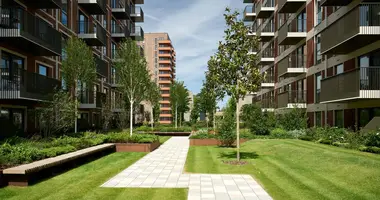 3 bedroom apartment in London, United Kingdom