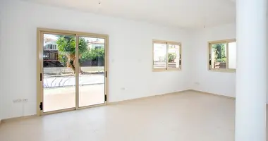 3 bedroom house in Mandria, Cyprus