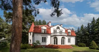 5 room house in Warsaw, Poland