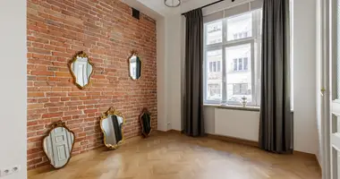 4 room apartment in Warsaw, Poland