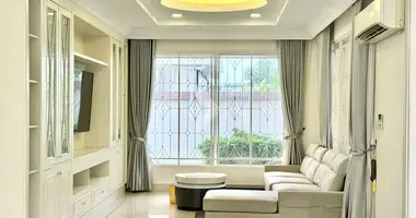 Willa 7 pokojów w Ta Ngov Kandal, Kambodża