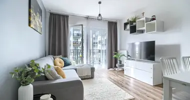 Mieszkanie 3 pokoi w Warszawa, Polska