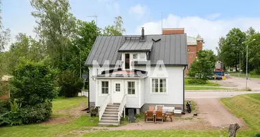 Maison 4 chambres dans Garnison, Finlande
