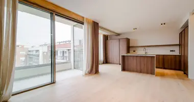 2 bedroom apartment in Madrid, Spain