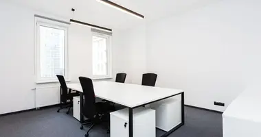 Commercial property 106 m² in Warsaw, Poland