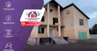 Maison dans Yelnitsa, Bélarus