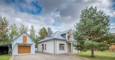 Casa en Garliava, Lituania