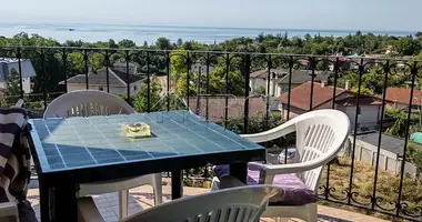 Mieszkanie 3 pokoi w Bałczik, Bułgaria