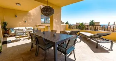 2 bedroom apartment in Estepona, Spain