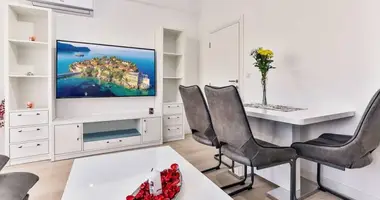 Wohnung 3 Schlafzimmer in Budva, Montenegro