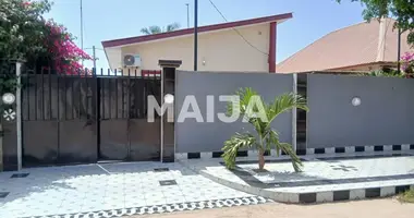 Casa en Jambanjelly, Gambia
