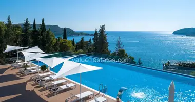 Wohnung 4 zimmer in Budva, Montenegro