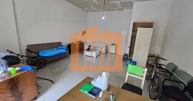 Commercial property 53 m² in Bashkia Durres, Albania