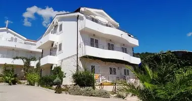 Apartamento independiente Piso independiente 2 habitaciones en Bijela, Montenegro