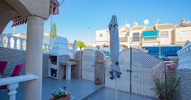 Bungalow 2 bedrooms in Torrevieja, Spain