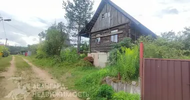 Casa en Barauski sielski Saviet, Belarús