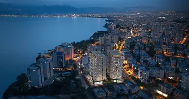 Квартира 4 комнаты в Муратпаша, Турция