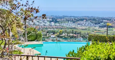 3 bedroom apartment in Benahavis, Spain